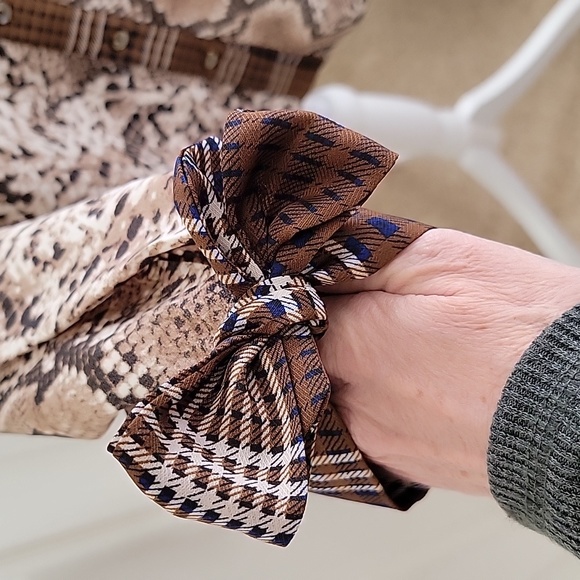 Blouse hi-low hem - Picture 2 of 8